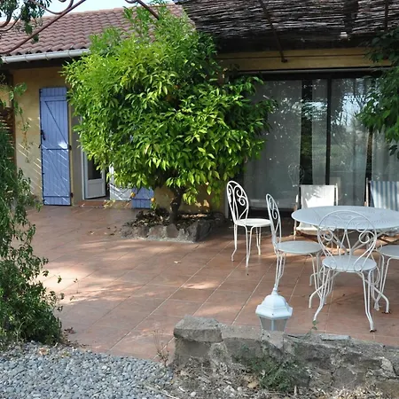 Appartement Domaine de la Marseillaise à La Crau Chambre photo