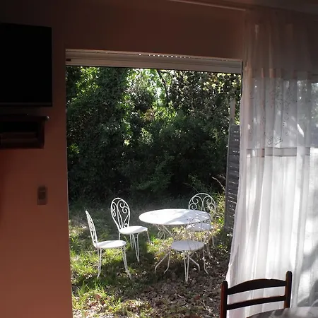 Appartement Domaine de la Marseillaise à La Crau Chambre photo